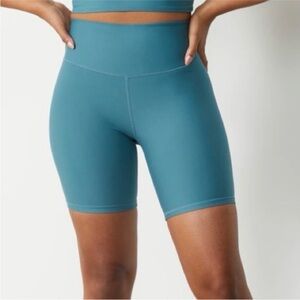 YPB | sculptlux biker shorts